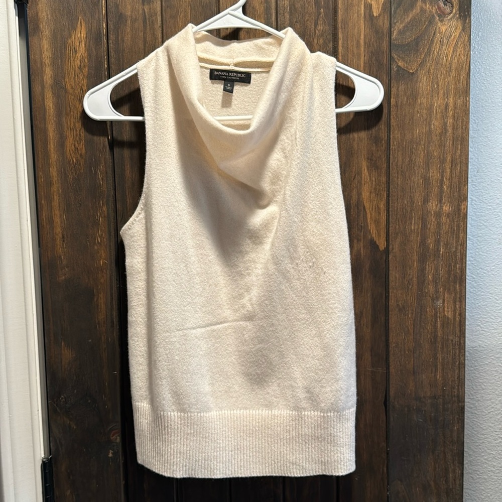 Banana Republic ⭐️100% Cashmere⭐️ INGA CASHMERE TANK TOP